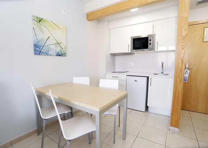 Hotel-apartamentos Andorra 3* Playa de las Americas (Tenerife)